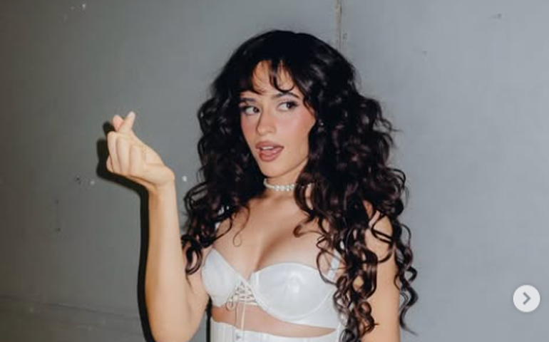 Camila Cabello se manifesta após retorno do Fifth Harmony