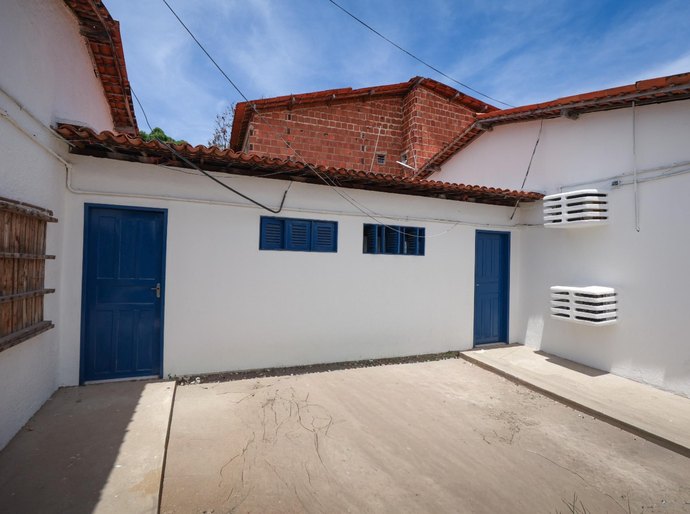 Escola estadual em Maceió recebe melhorias estruturais e ar-condicionado em todas as salas