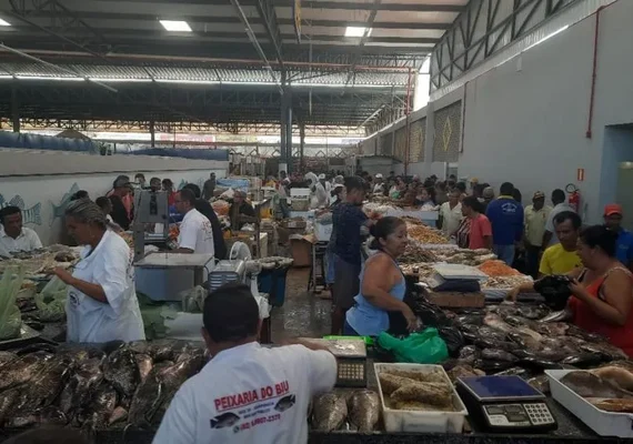 Semana Santa aquece Mercado da Produção em Arapiraca com grande busca por pescados﻿
