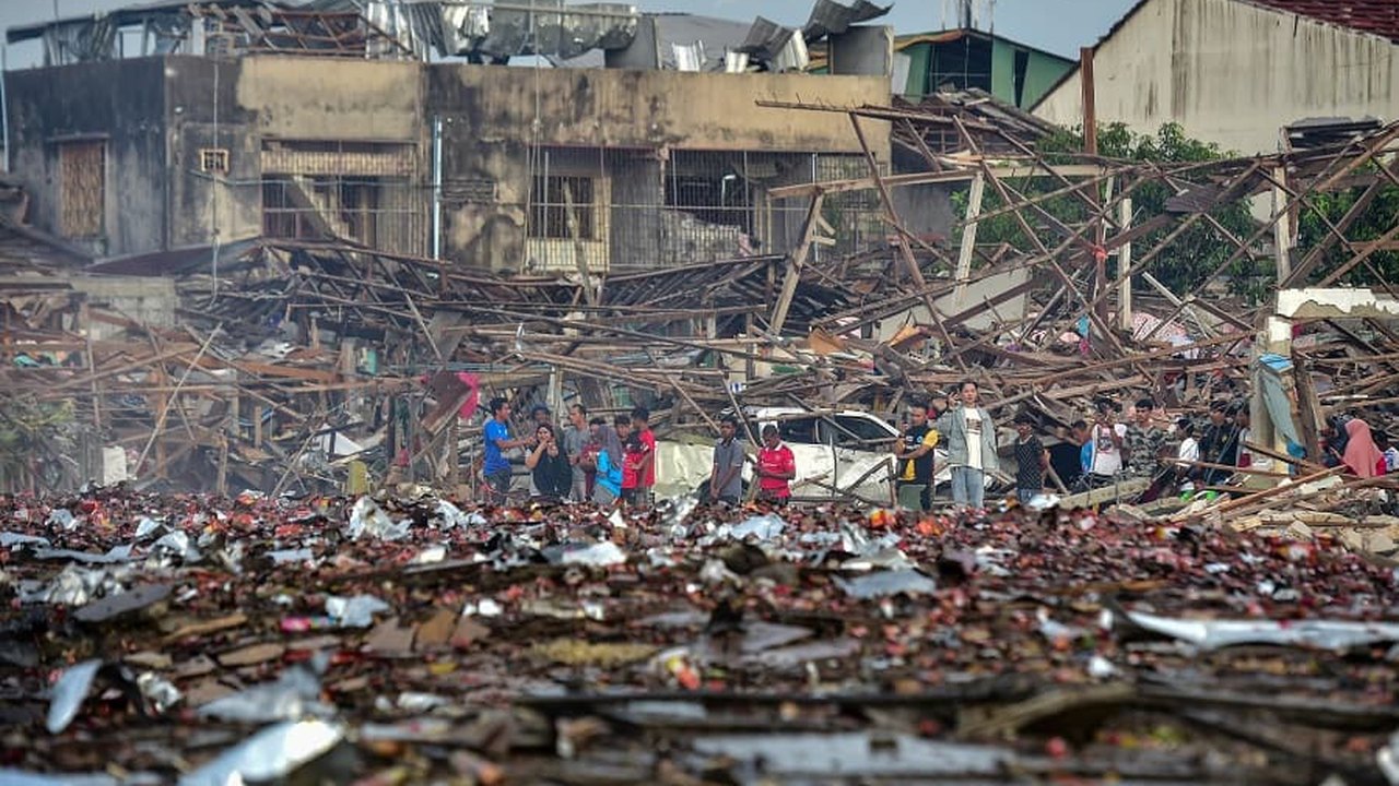 Explosão em depósito de fogos de artifício deixa cinco mortos e 38 feridos, nas Filipinas