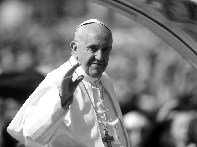 Parlamento da ALE presta homenagem ao papa Francisco