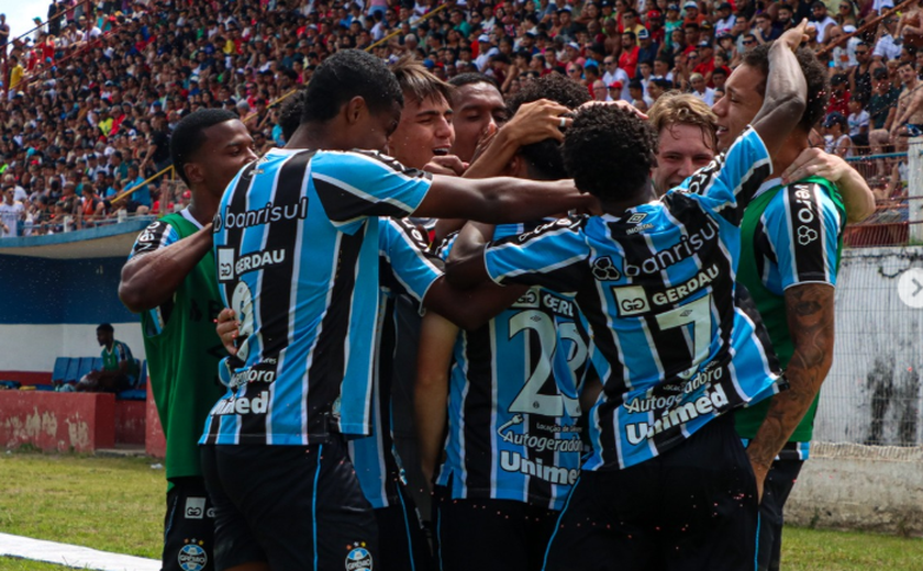 Grêmio empata com o Atlético Guaratinguetá e avança na liderança do grupo na Copinha