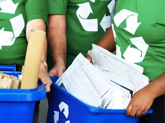 Os brasileiros 60+ são os que mais reciclam, aponta pesquisa do Sindiplast/Nexus