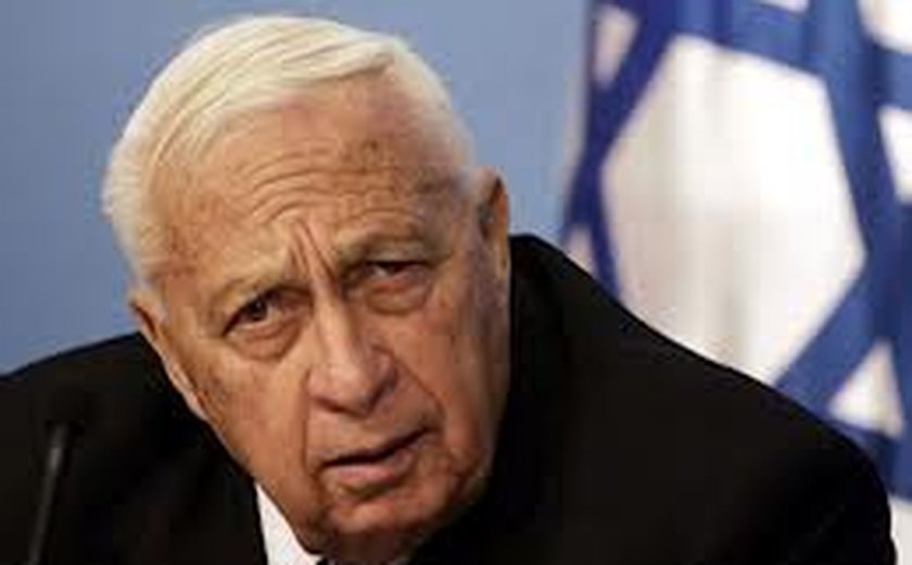 Ex-primeiro-ministro israelense mantém-se em estado crítico