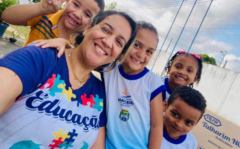 Auxiliares de sala ajudam na transformação da Educação Infantil na rede municipal