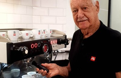 Dr. Aldir Alves Teixeira destaca boas práticas para a produção de cafés de excelência em seminário em Pardinho