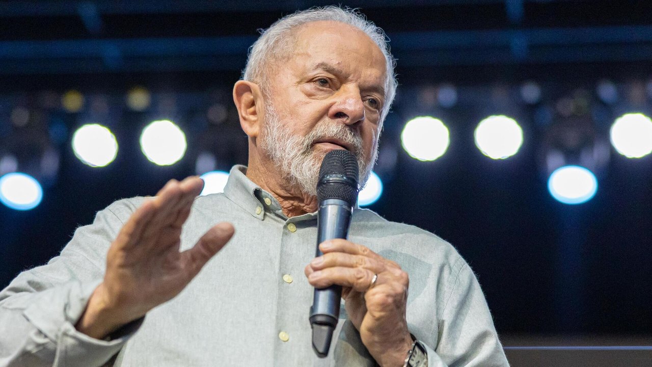 Lula cita Pix como referência do Brasil em tecnologia durante almoço do G7