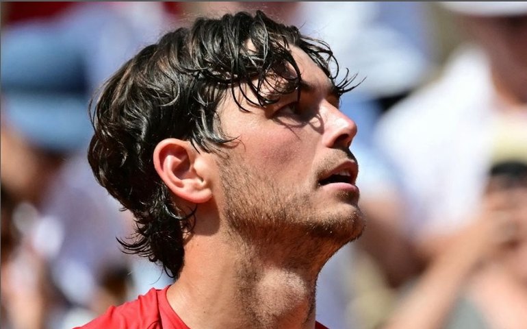 Taylor Fritz é surpreendido e cai na estreia em Cincinnati em dia duro para favoritos