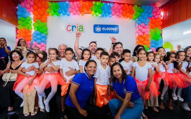 Governador abre as portas das Creches Cria para crianças de São Miguel dos Milagres e Porto de Pedras