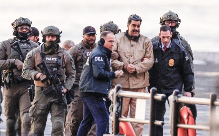 'Sou um prisioneiro de guerra', diz Maduro à Justiça dos EUA