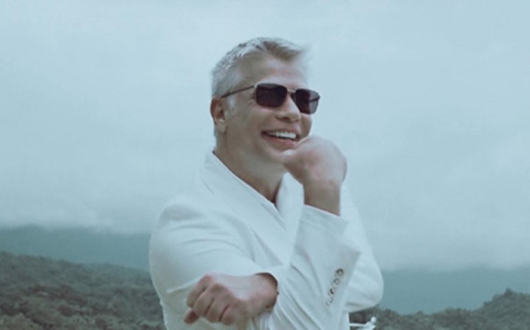 Cursando Ciências Sociais, Fabio Assunção conta que tentou vestibular de Filosofia na USP