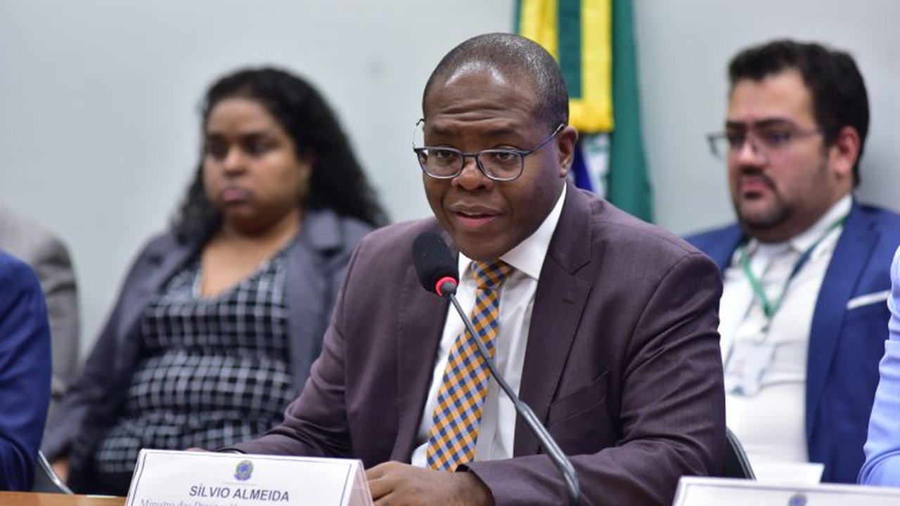 Política de direitos da pessoa idosa deve garantir autonomia e futuro, defende ministro