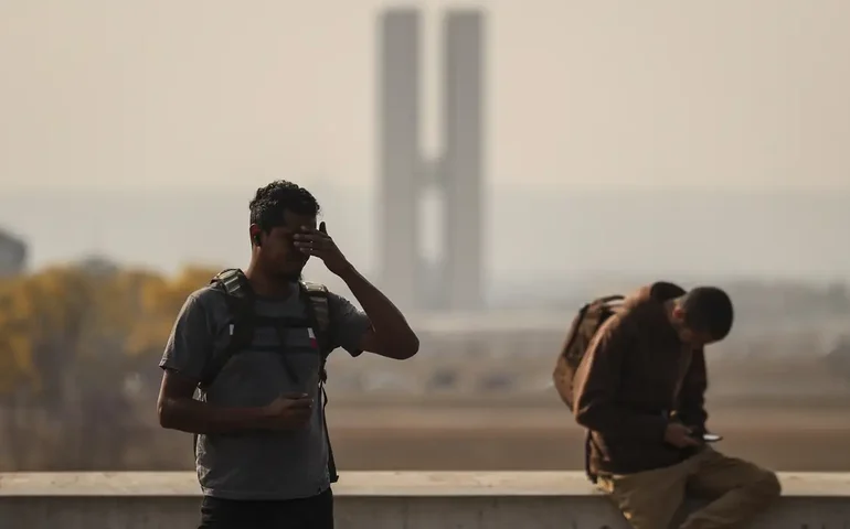 Baixa umidade do ar e seca podem provocar sangramento nasal