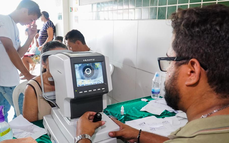 Gestão Presente leva serviços e entrega escola no Povoado Santa Cruz, em Traipu