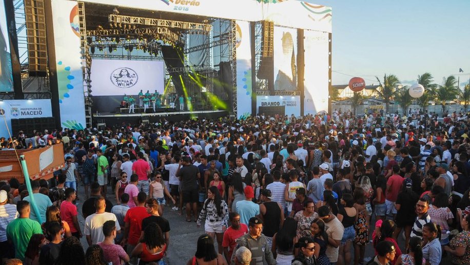 Música alagoana é valorizada no palco do Maceió Verão