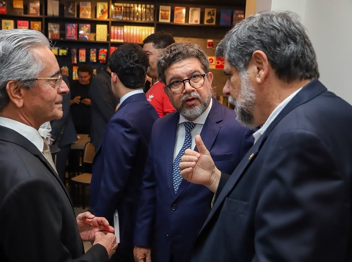 Governador e presidente em exercício do TJAL participam de abertura de evento sobre Direito Desportivo