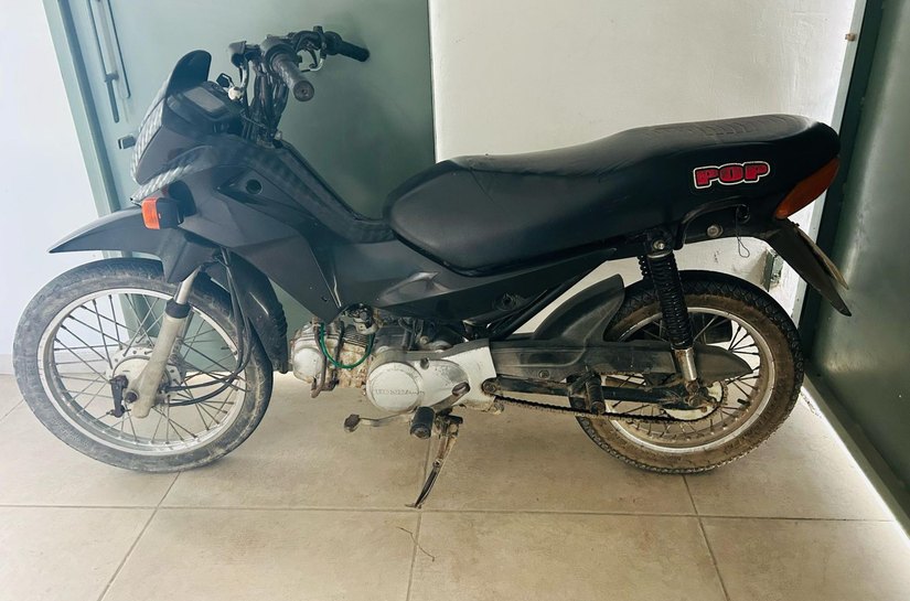 PC recupera, em Cacimbinhas, motocicleta roubada na cidade de Bom Conselho-PE