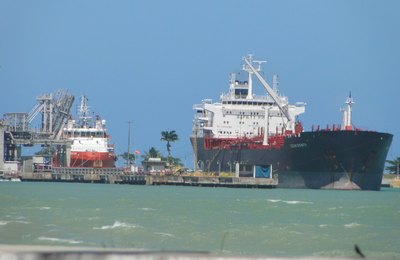 Porto de Maceió é autuado por jornada prolongada de trabalho