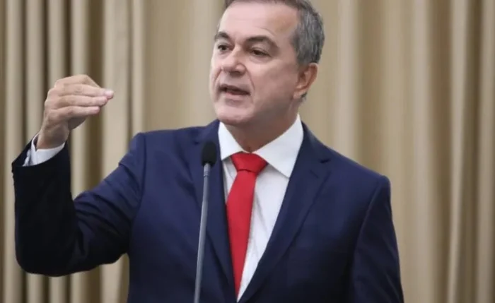 Ronaldo Medeiros denuncia irregularidade nas eleições internas do PT em Maceió Ronaldo Medeiros denuncia irregularidade nas eleições internas do PT em Maceió