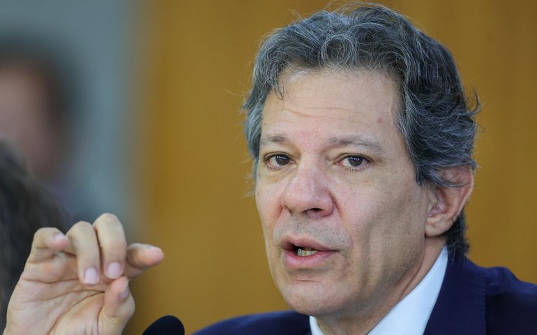 Governo e Congresso esperam votar corte de gastos ainda neste ano