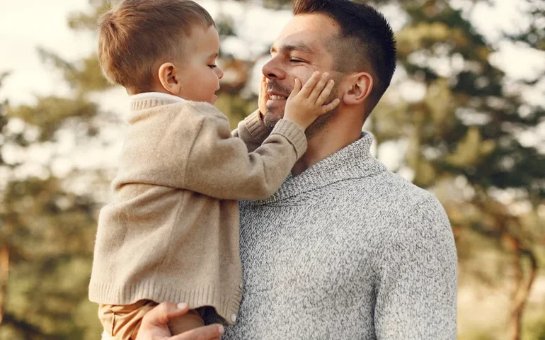 3 cuidados para homens que desejam ser pais após os 40 anos