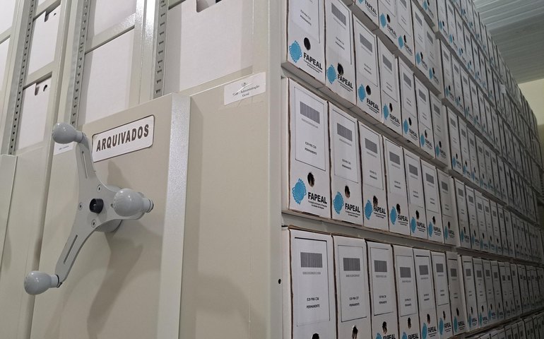 Fapeal atualiza regras para bolsistas de mestrado e doutorado