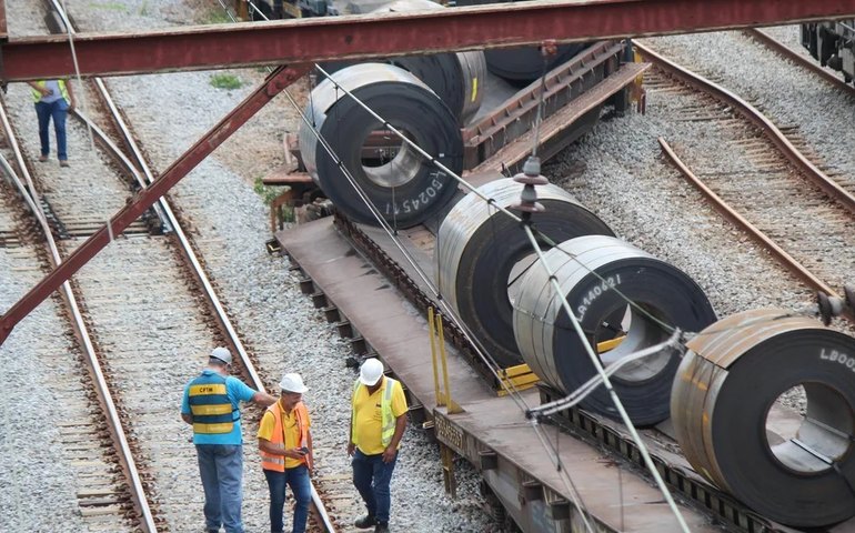 SP: Linha 12-Safira da CPTM voltou a operar nesta terça-feira
