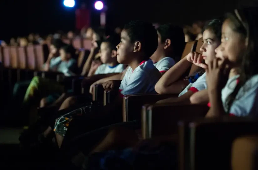 Governo torna obrigatória exibição de filmes brasileiros nos cinemas