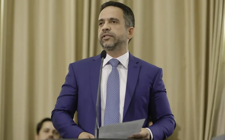 Dantas pede à ALE autorização de mais 300 milhões de dólares para ‘melhoria da situação fiscal do Estado’