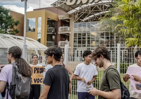 Saiba como funcionará o Programa Pé-de-Meia para estudantes