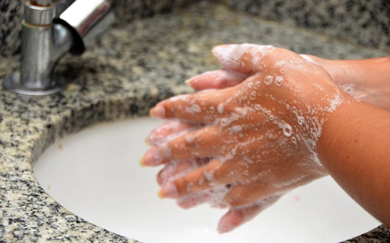 Treinamentos de Higienização das Mãos e Adorno Zero são intensificados no Hospital de Emergência do Agreste