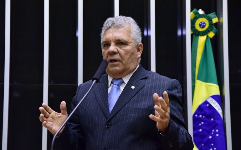 Projeto estabelece que coautor de infanticídio responde pelo crime de homicídio