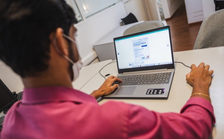 Atendimentos para linha de crédito da Desenvolve ultrapassam 10 mil nos primeiros três dias