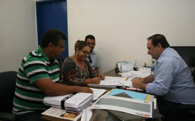 Audiência pública debate transporte escolar