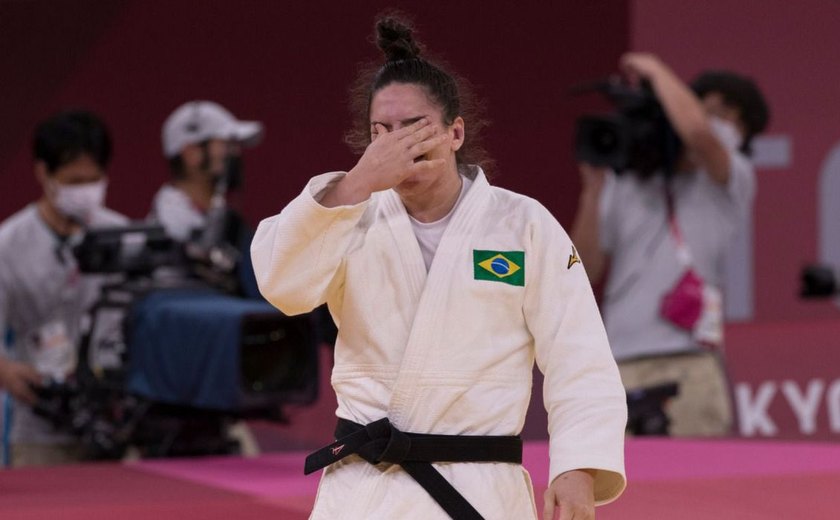 Mayra Aguiar conquista o bronze no judô e faz história com 3 medalhas olímpicas