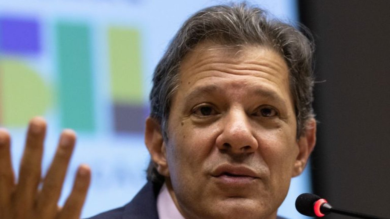 Governo não vai parar enquanto não equilibrar as contas públicas, afirma Haddad