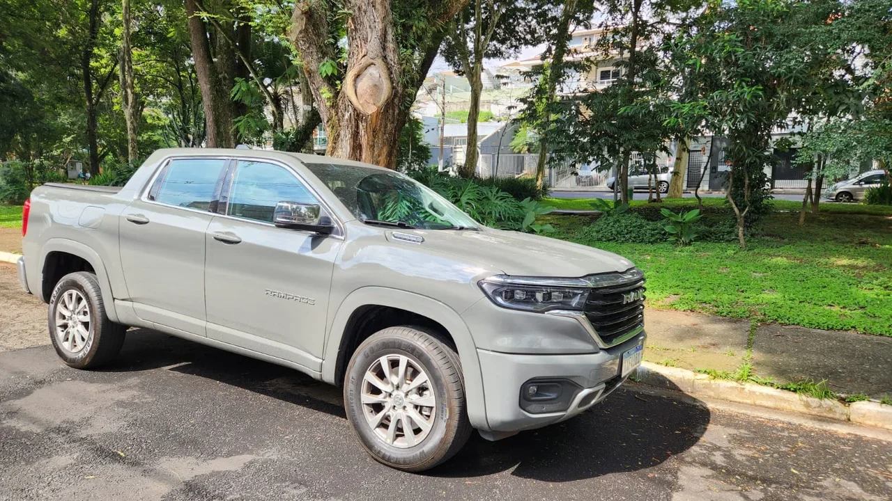 Ram Rampage 2026 atua no limite de uso urbano e amplia alcance na estrada
