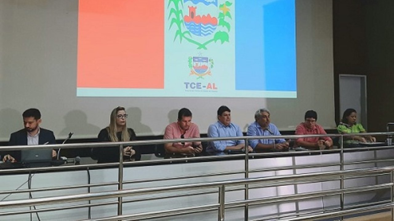 MPC/AL marca presença na apresentação do SIAP aos vereadores alagoanos
