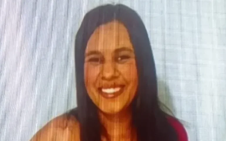 Polícia busca mulher que saiu de Aracaju com destino a Maceió; ela teria vendido o celular para viajar