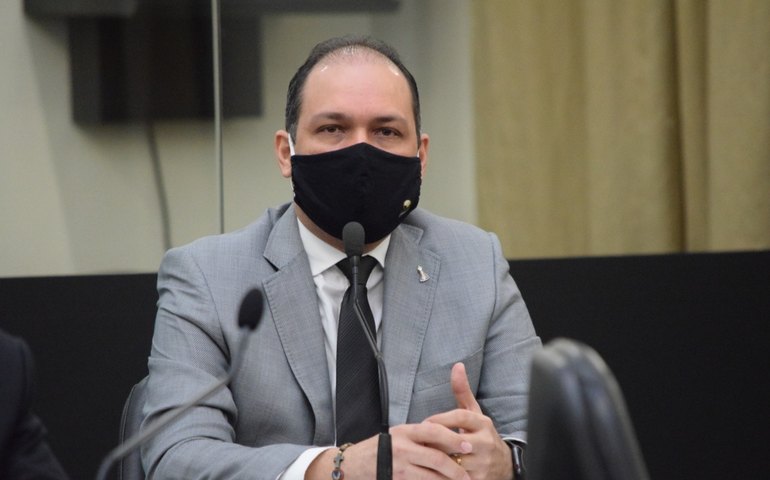 Dudu Ronalsa solicita implantação do Programa Pró-Estrada em Porto Calvo