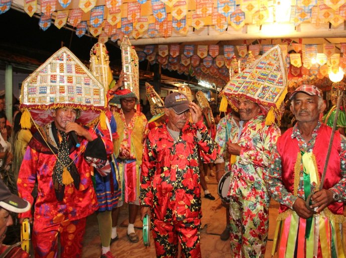 Arraiá Luar do Sertão alumina a noite arapiraquense com folguedos