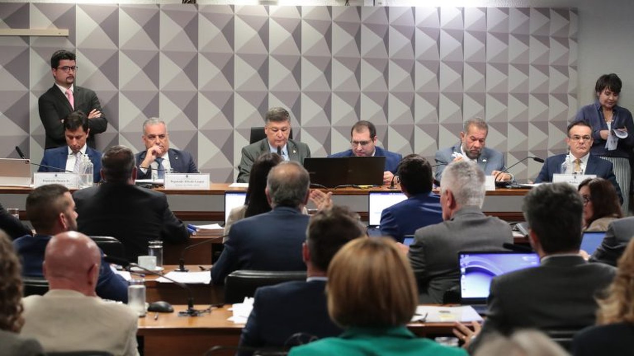 CPI do INSS vai ouvir empresário ligado a Careca e piloto de avião que fez viagens de investigados