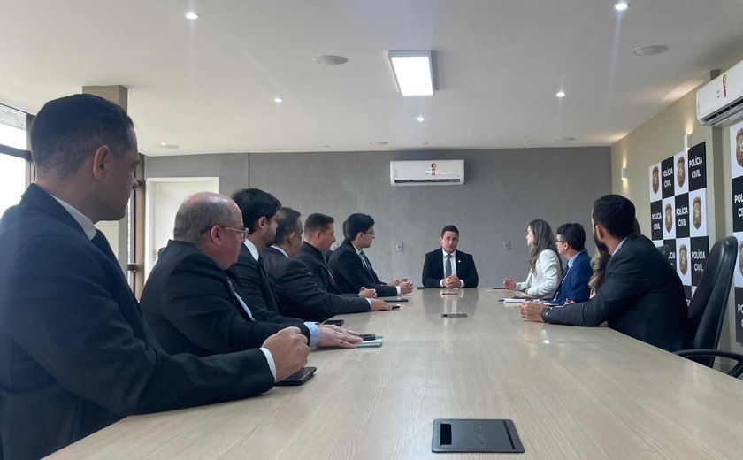 Delegado-geral da PC recebe a visita da nova superintendente da Polícia Federal em Alagoas