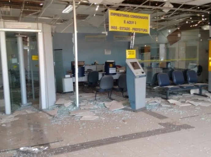 Segurança Pública apresenta seis presos por roubos a banco hoje 12/07