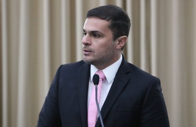 Alexandre Ayres propõe monitorização de alunos com diabetes tipo 1 na rede escolar