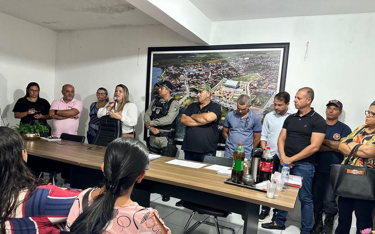 Reunião define estratégias de combate à violência nas escolas de Traipu