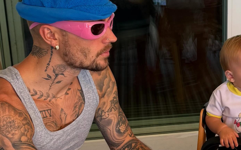 Justin Bieber mostra fotos inéditas do filho de 11 meses