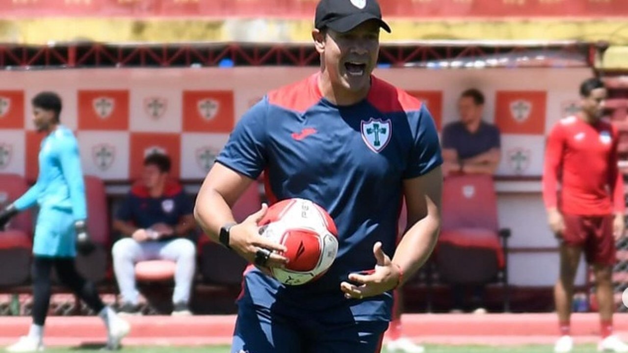 Portuguesa demite Dado Cavalcanti antes de confronto direto com o Corinthians