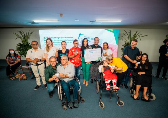 Governo de Alagoas lança Cartão de Identificação da Pessoa com Deficiência
