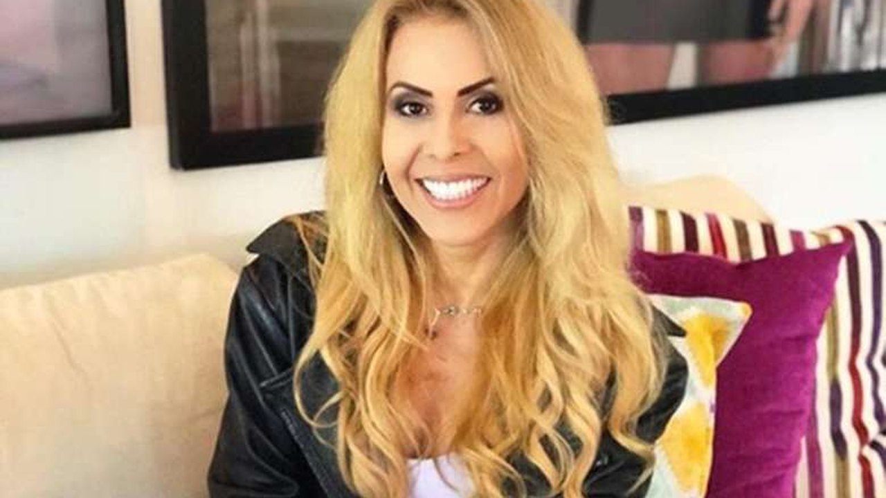 Cantora Joelma revela derrames oculares e paradas cardíacas
